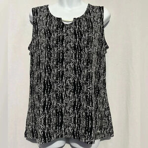 Tahari sleeveless top w/ silver bar accent sz L